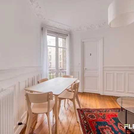 26 Rue Traversiere 75012 / T3 / 6 Pieces