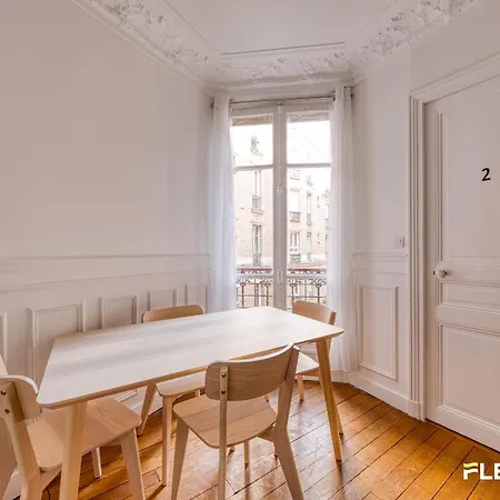 26 Rue Traversiere 75012 / T3 / 6 Pieces * Paris