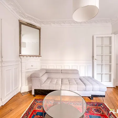 26 Rue Traversiere 75012 / T3 / 6 Pieces Apartment *