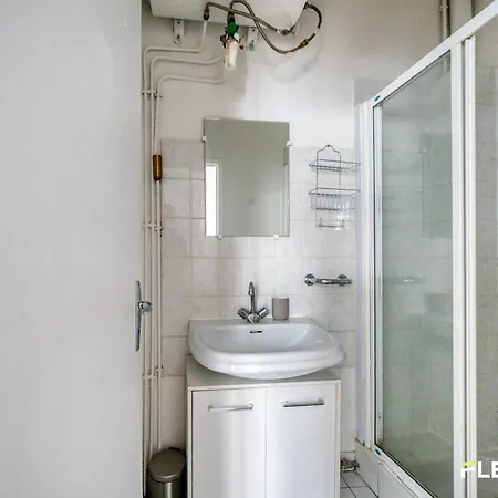 26 Rue Traversiere 75012 / T3 / 6 Pieces Paris