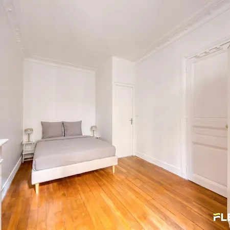 26 Rue Traversiere 75012 / T3 / 6 Pieces Paris